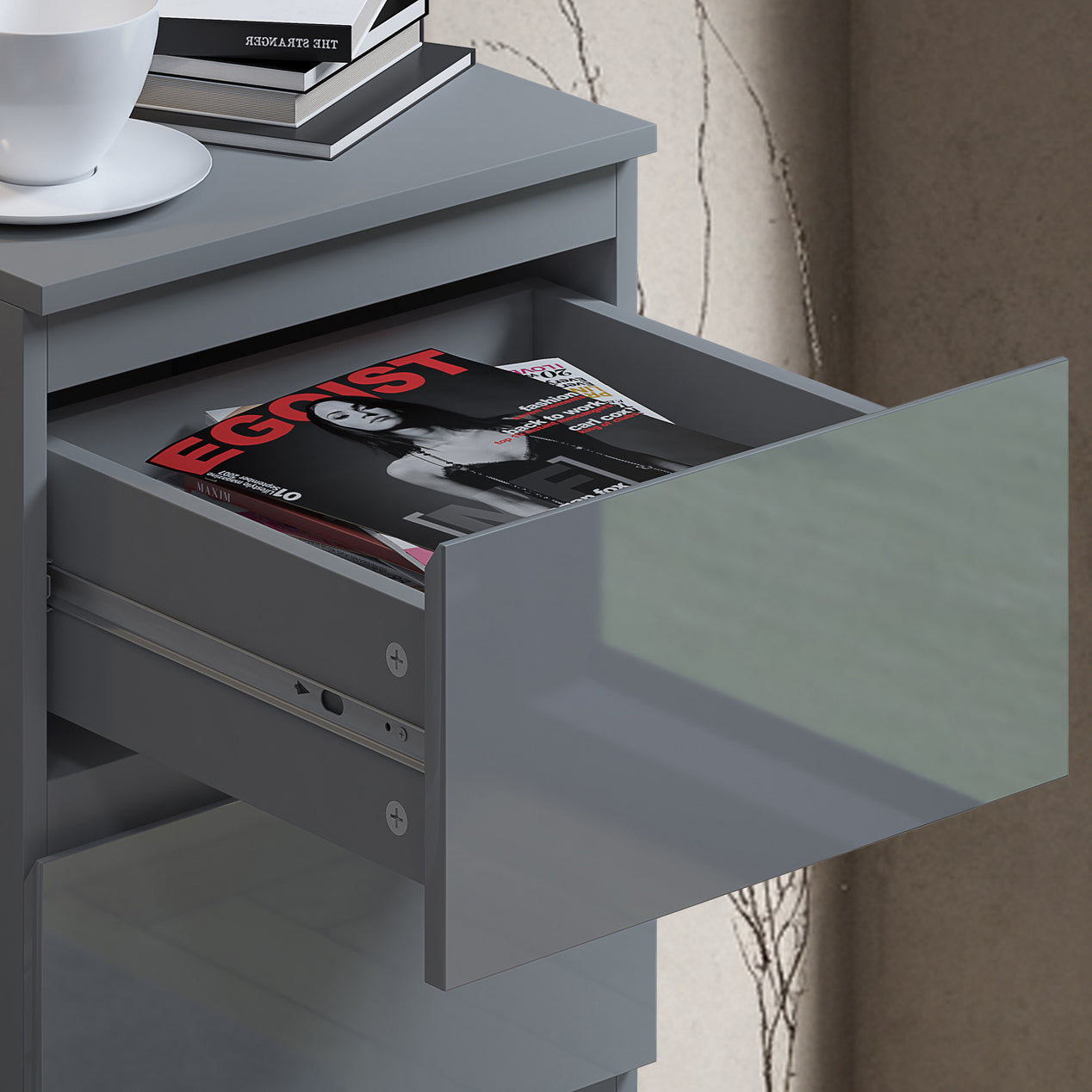 FWStyle Stora 4 Drawer Chest of Drawers - Grey Gloss Front