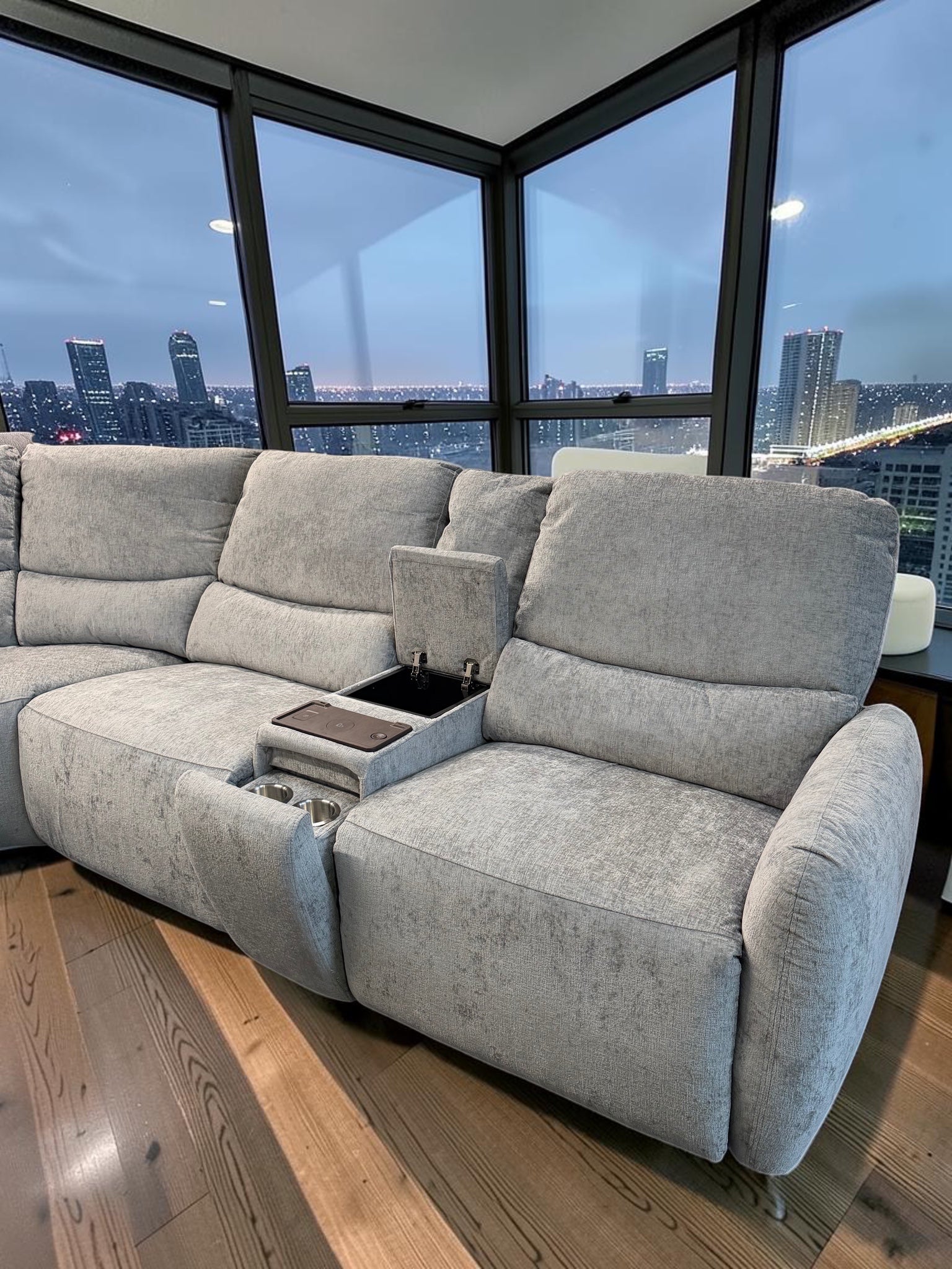Soho Electric Reclining Tech Corner Group