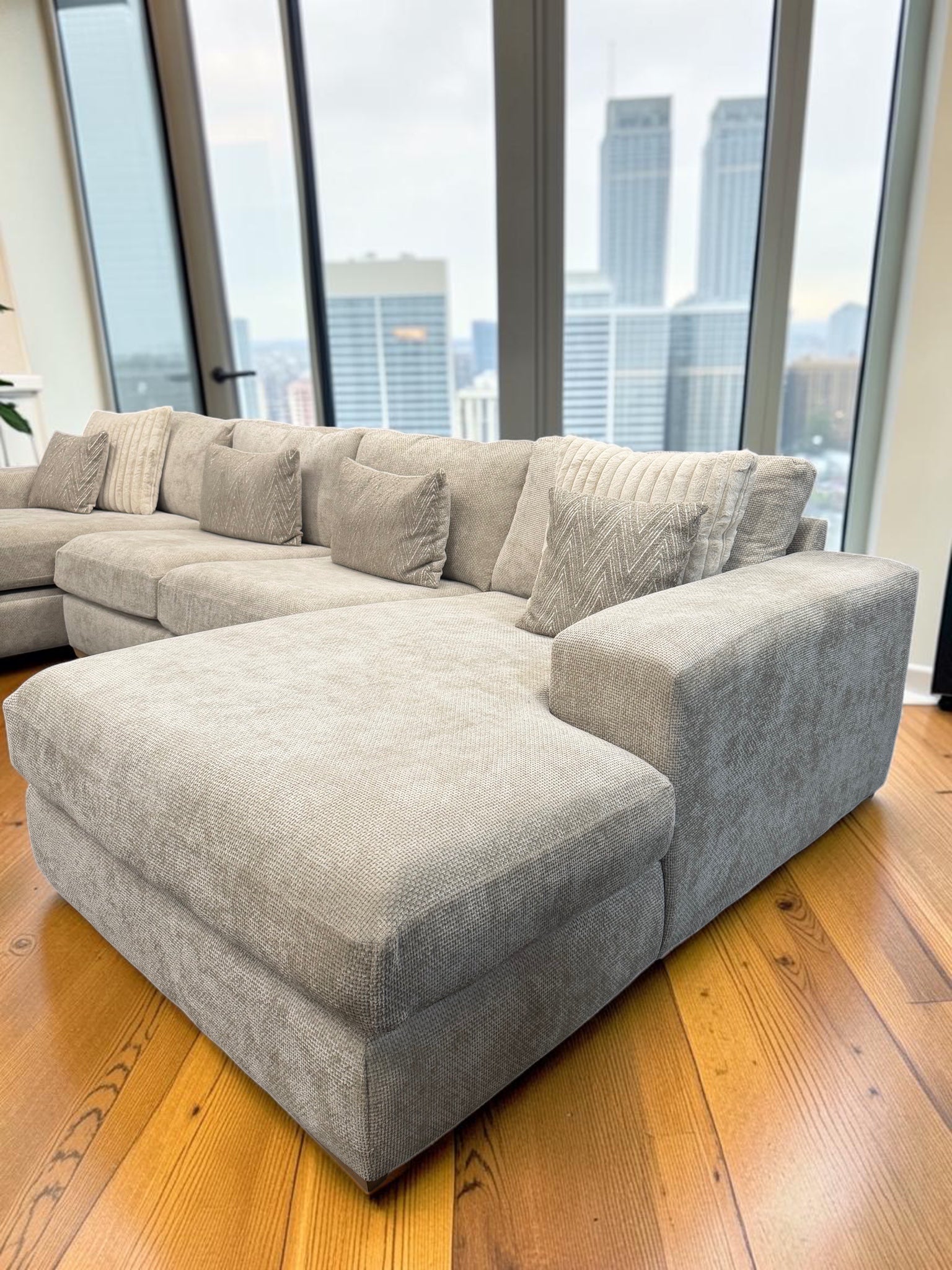 Henley Large U-Shape Sofa