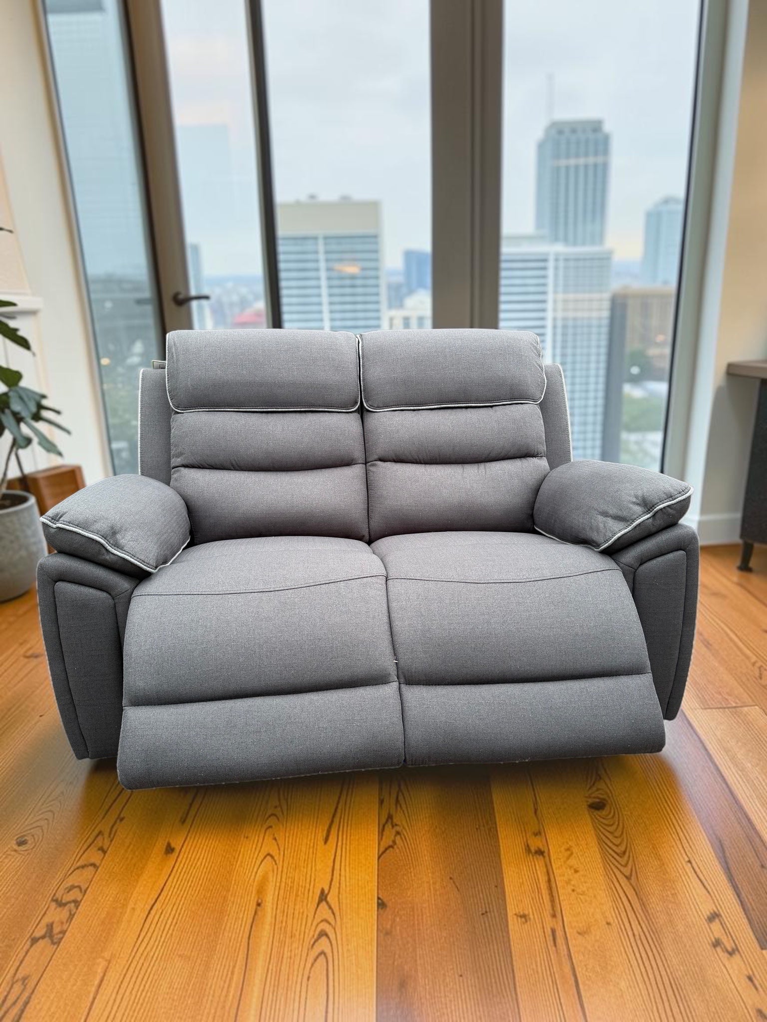 Milano 2 Seater Electric Recliner Sofa