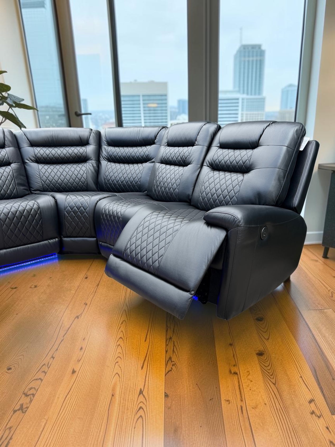 Oxford Electric Reclining Corner Sofa Black