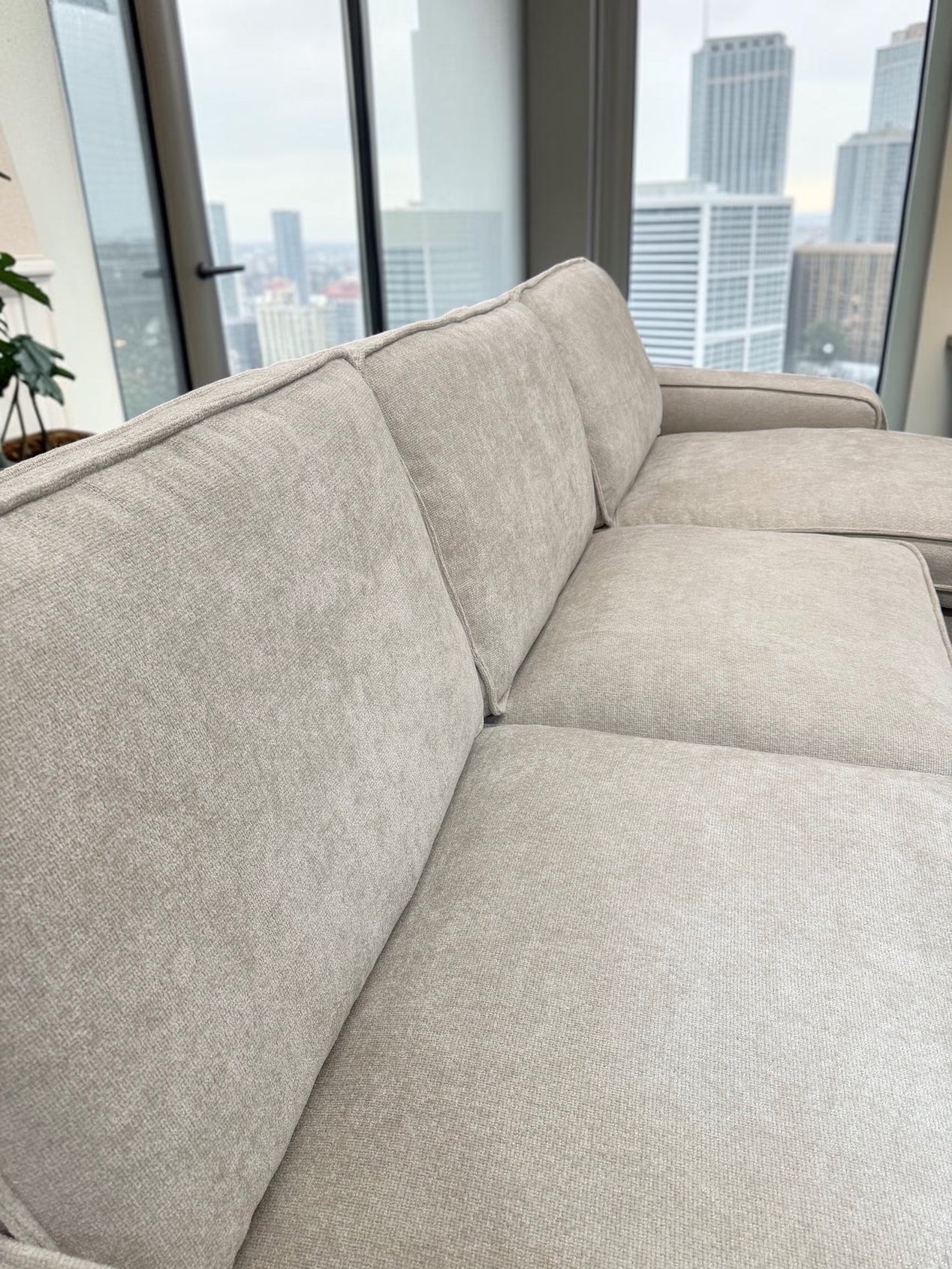 Ascot Left/Right Hand Electric Chaise Sofa